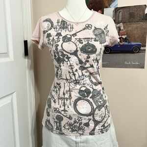 Y2K Light Pink and Gray Graphic Tee